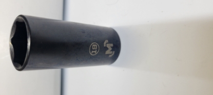 Picture of 3/8 Dr 6Pt Deep Socket 19mm Black Chrome Mastercraft