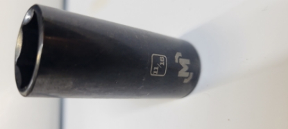 Picture of Mastercraft Black Steel 3/8" 6Pt Deep Socket 11/16"