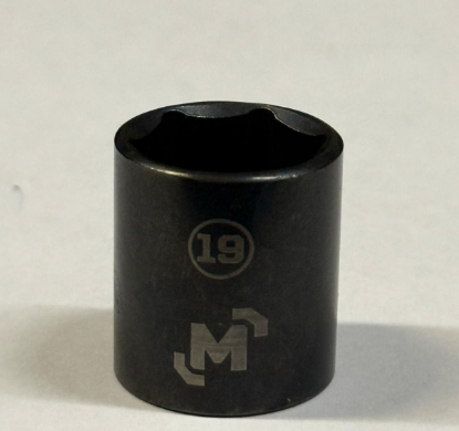 Picture of 3/8 Dr 6Pt Socket 19mm Black Steel Mastercraft (Set 058-0385-8) 122pc