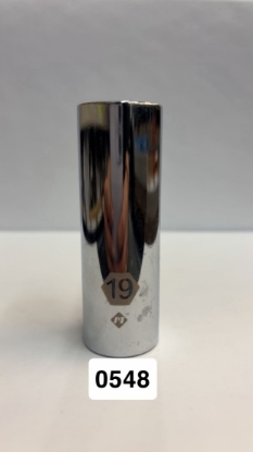 Picture of MAXIMUM 1/2" Dr 6Pt Deep Socket 19mm