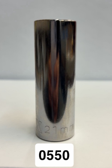 Picture of MAXIMUM 1/2" Dr 6Pt Deep Socket 21mm