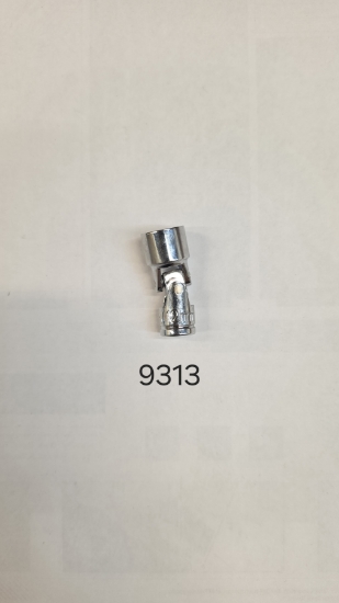 Picture of MAXIMUM 1/4" Dr Universal Socket 12mm