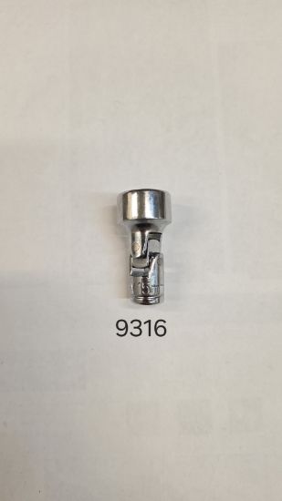Picture of MAXIMUM 1/4" Dr Universal Socket 15mm